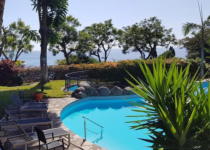 Reids Gardens Luxury Flat In Madeira Island Funchal