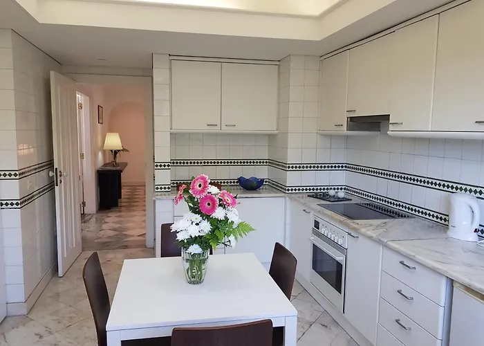 Reids Gardens Luxury Flat In Madeira Island