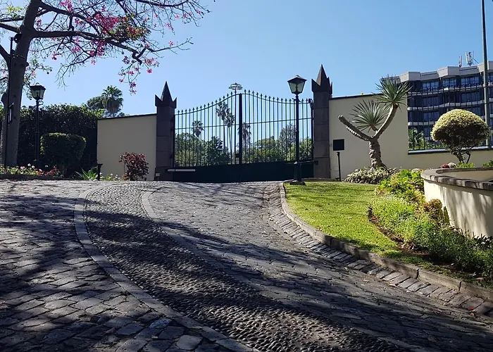 Reids Gardens Luxury Flat In Madeira Island *